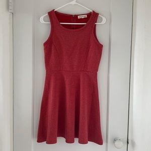 Olive & Oak pink dress